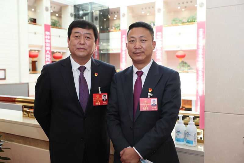呼和浩特公交车广告